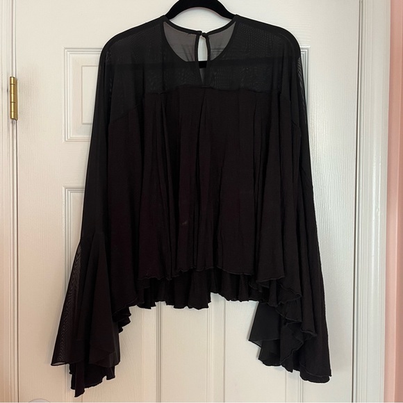 Free People On The Weekend Bell Sleeve Blouse in Black Small Medium - Picture 4 of 6